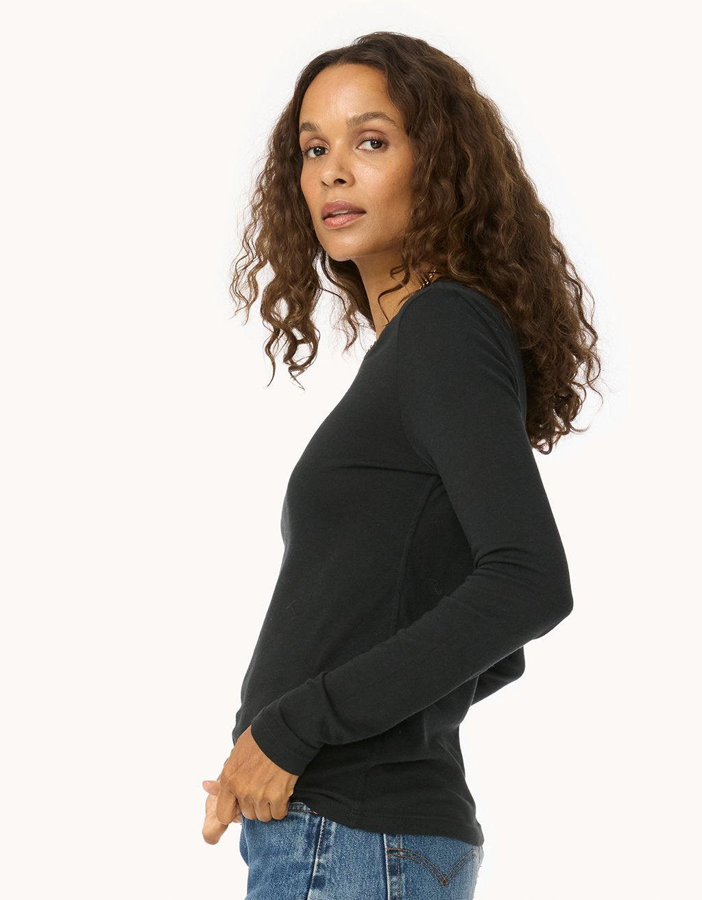 long sleeve crewneck tee