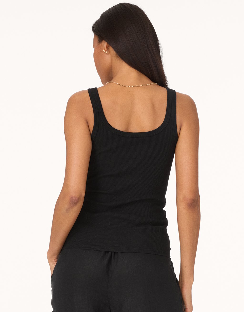 ribbed scoop tank