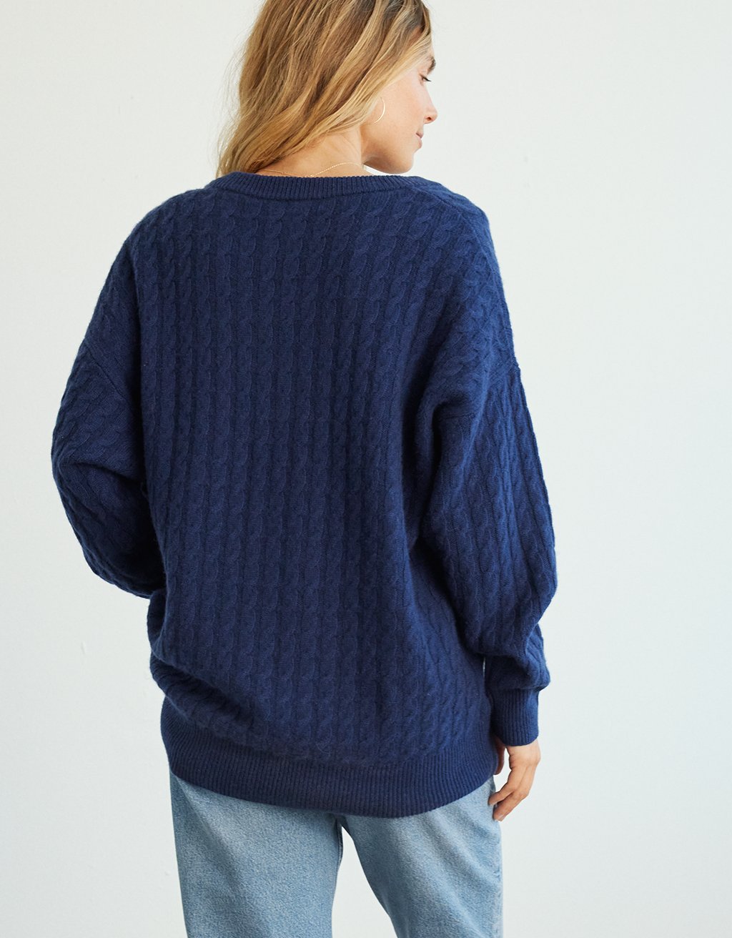 cashmere cable v neck pullover