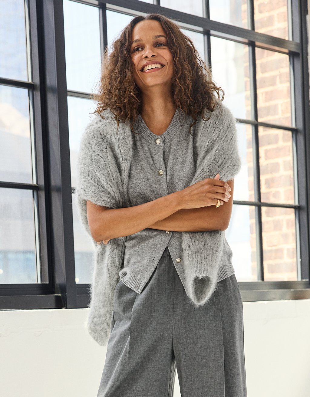 Everyday-Weight Cashmere Sweater Vest