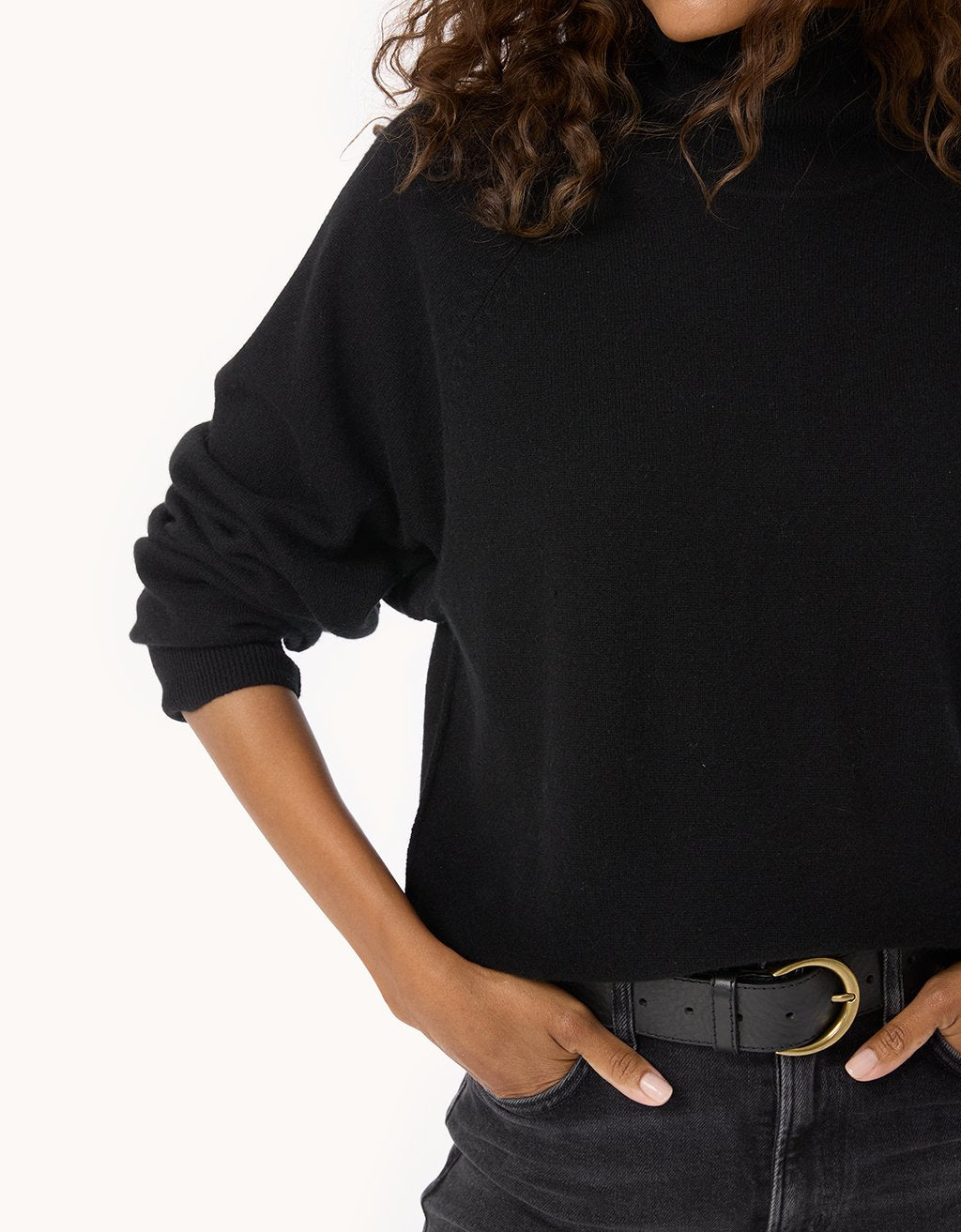 Everyday-Weight Cashmere Raglan Turtleneck