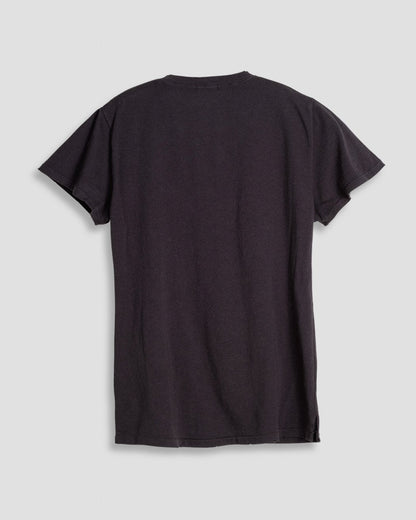 v-neck tee