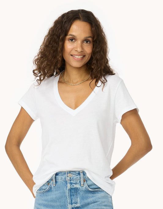 v-neck tee