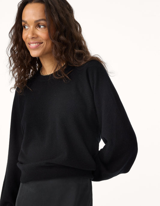Everyday-Weight Cashmere Raglan Sweater