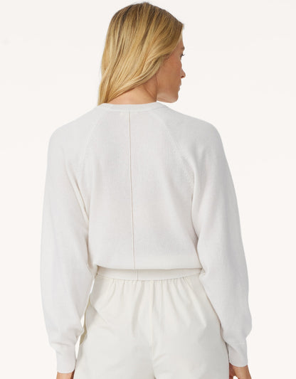 Everyday-Weight Cashmere Raglan Sweater