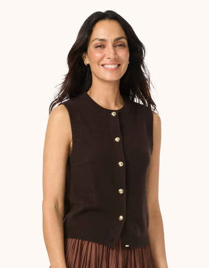 Everyday-Weight Cashmere Sweater Vest