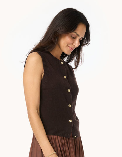Everyday-Weight Cashmere Sweater Vest