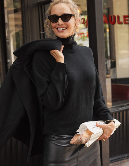 Everyday-Weight Cashmere Raglan Turtleneck