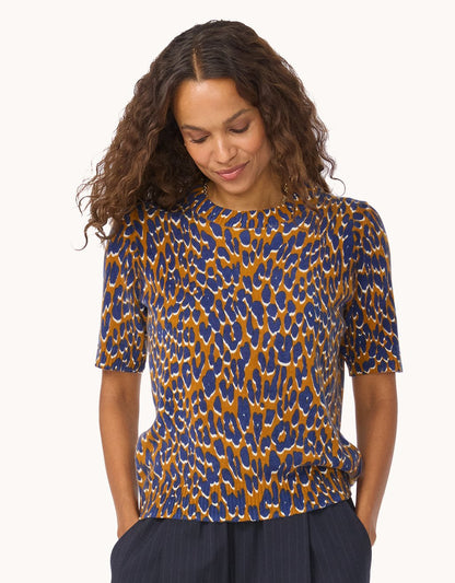 Everyday-Weight Cashmere Tee