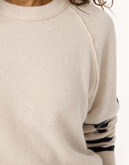 Everyday-Weight Cashmere Raglan Sweater