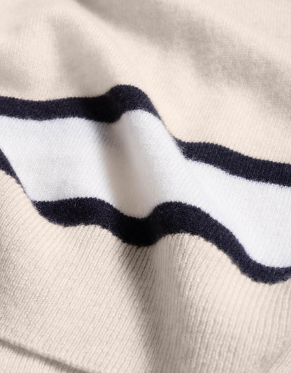 Everyday-Weight Cashmere Raglan Sweater