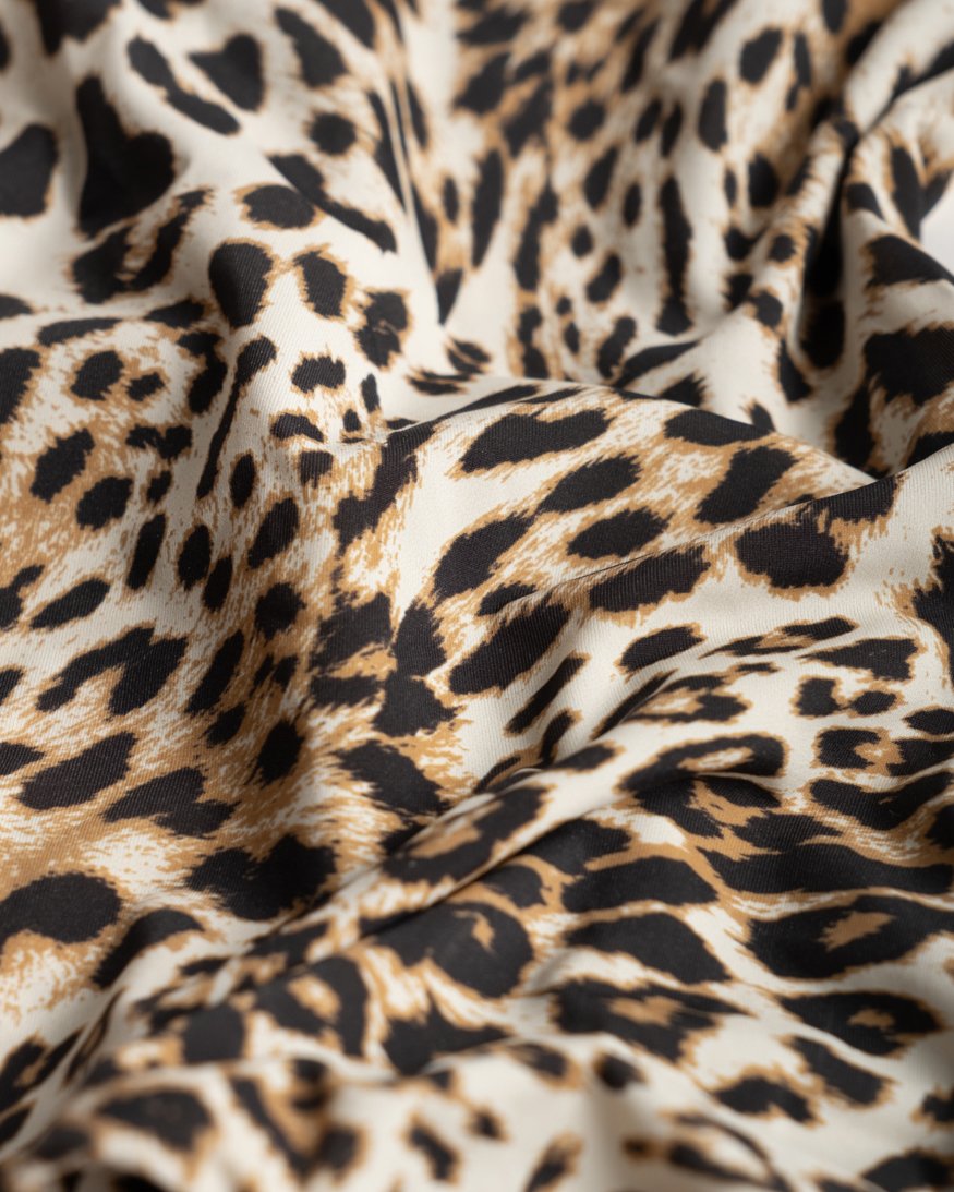 recycled nylon leopard v scoop bikini top